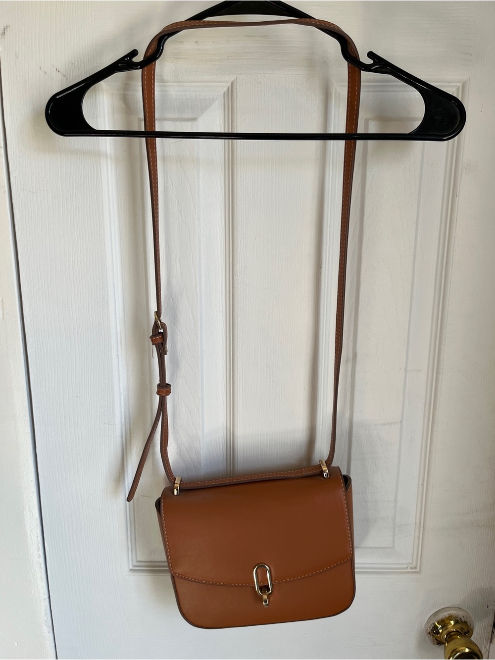 Classic Brown Leather Crossbody Bag